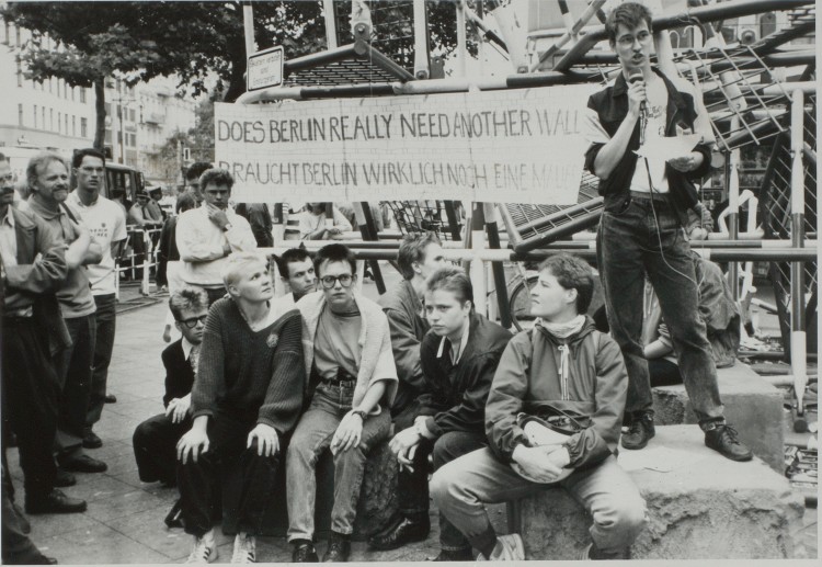 IGLYO-demonstrasjon Berlin august 1988. Foto: Nina R. Didriksen IGLYO-demonstrasjon Berlin august 1988. Foto: Nina R. Didriksen